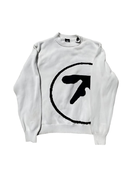 WHITE APEX SWEATER